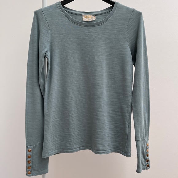 Nation LTD Janae slim crew long sleeve tee S open air slub cotton gold buttons - Picture 2 of 10